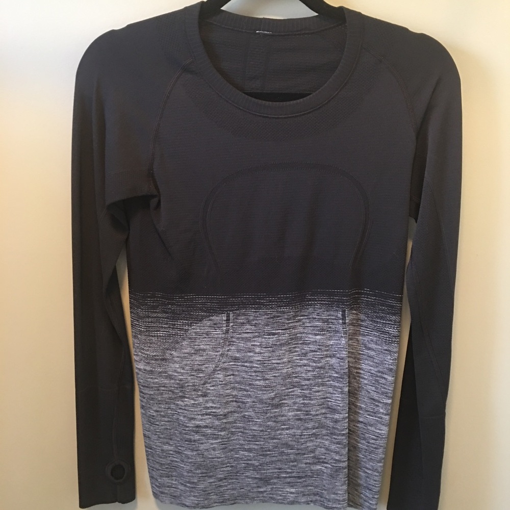 Lululemon LS Swifty, size 8